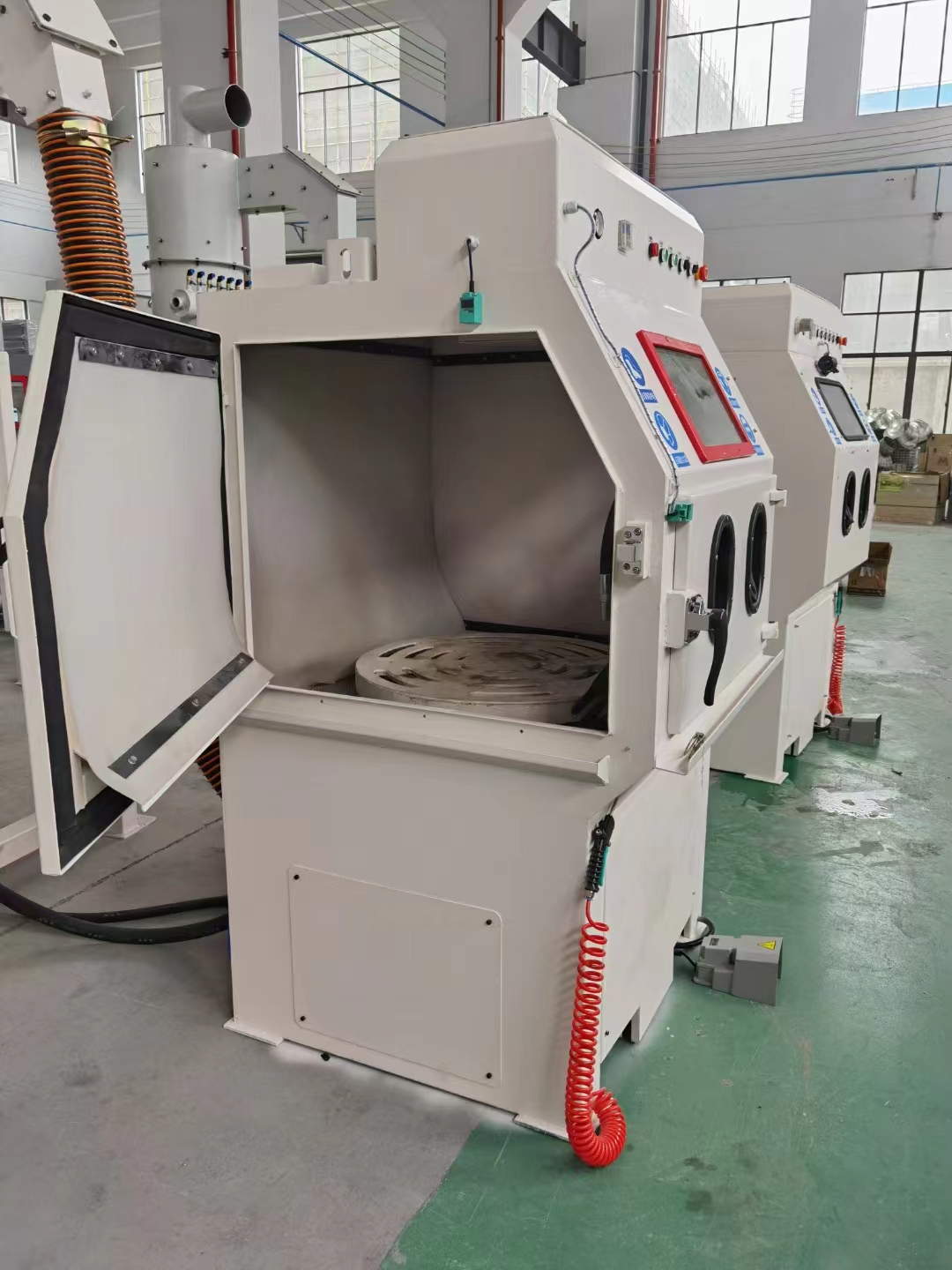 白城移动式抛丸机的工作原理?